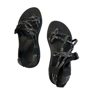 Chacos Women’s Black & White ZX/2 Dual Adjustable Straps Classic Sandal GUC Sz 8